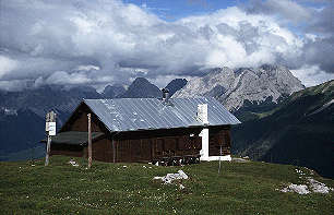 Loreahütte [Zum Vergrößern anklicken9
